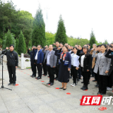 学好党史教科书 雁峰区委办党支部开展主题党日活动