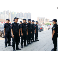 蒸湘公安民警成功调解一起因养犬不牵绳引发的纠纷