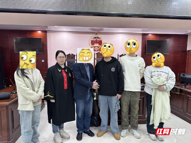 石鼓法院：柔性司法破僵局 倾情调解护“新人”