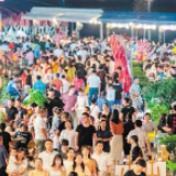 来呀！快来呀！让我们一起摆摊吧