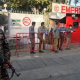 俄媒：喀布尔清真寺爆炸事件已致12死32伤