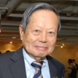清华大学：“物理学家杨振宁近日逝世”系谣言，先生身体健康