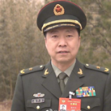 杨利伟委员：两年内将有12名中国航天员进入太空