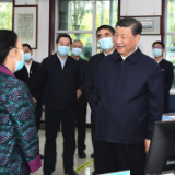 习近平：发展更多特色产业，靠创新实现更好发展