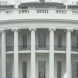 美国如何沦为“最大抗疫失败国”