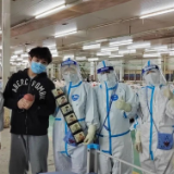 感动！一位老父亲给援沪医疗队写下家书