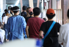 韩国昨日新增确诊病例逾13万例，累计确诊超2098万例