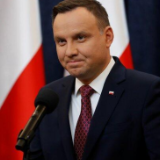 波兰:将向乌克兰提供14辆“豹2”主战坦克,可装备整支装甲连