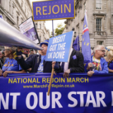 “脱欧”三年后，英国离独立自主“大国梦”更远了