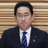 岸田文雄向靖国神社供奉祭品