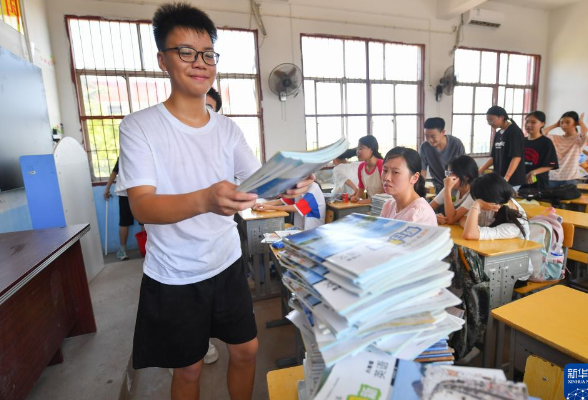 湖南华容团洲学校开学报到