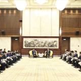 毛伟明会见柬埔寨人民党高级干部考察团