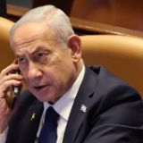 特朗普致信施压以总统，呼吁赦免内塔尼亚胡