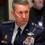 美军参联会主席赴加勒比“慰军”,“对委动武”造势趋紧