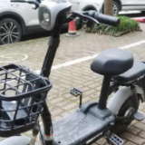 一些旧国标电动车变身“零公里二手车” 警惕“小改装”暗藏大隐患