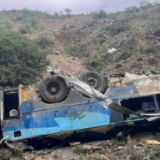 玻利维亚一客车发生交通事故，已致31人死亡