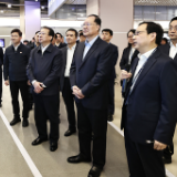 毛伟明率团在上海考察 龚正出席