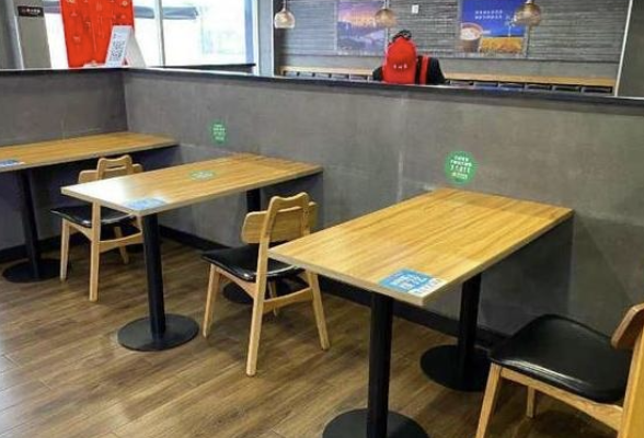 堂食“货真价实”， 外卖“凑合了事”？
