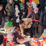 爸妈总说“啥也不缺”，过年回家带什么礼物好？