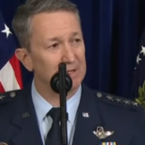 美军参联会主席警告:对伊朗动武可能带来重大风险