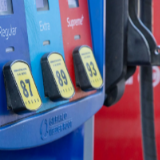 国际油价高位跳水