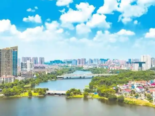 岳阳外贸稳健开局 前两月进出口总值65.8亿元