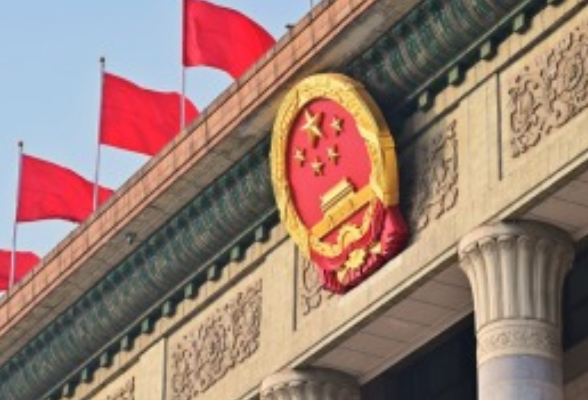 政府工作报告提出2026年政府工作十大任务