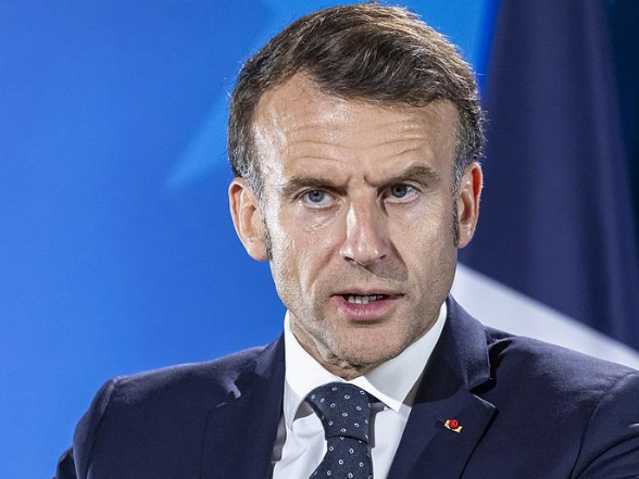 马克龙分别与伊朗和美国总统通话，就国际局势交换意见