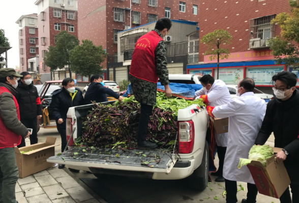 上海辟谣给市政协家属院发进口物资：假的，别信