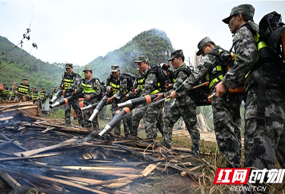 以赛促训聚焦实战 永州市百余基干民兵角逐森林灭火大比武