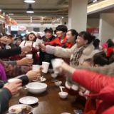 焦点访谈·足迹丨发展向前 民生向暖