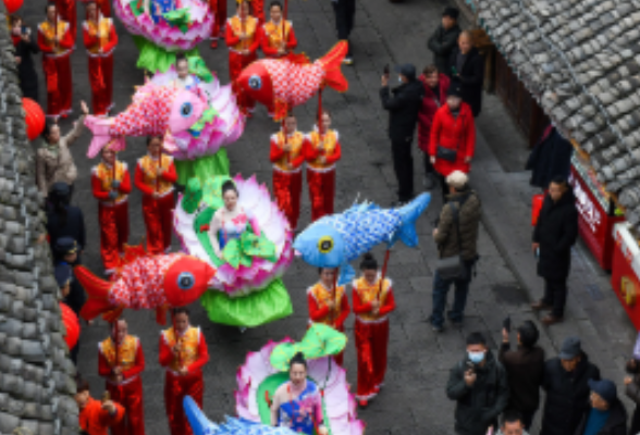 时刻回ing丨网友建言凤凰春节活动要“年轻化”，县文旅局：安排！