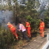 永州丨雨水停秋风起火苗生 路产管理员、养护员快速出动解险情