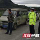 江华交警开展农村集镇交通整治 查获交通违法184起