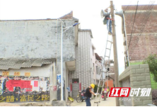 江华：全力抢修村村响广播设备