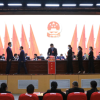 东安县十八届人大一次会议召开第三次全体会议