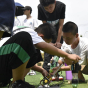 永州市高峰学校夏令营开展水火箭比赛活动