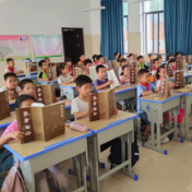 江永：千余名师生齐诵《论语》纪念孔子诞辰