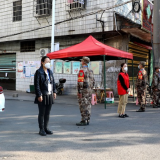 同心抗疫 坚守“永”安丨零陵：奔赴抗疫一线 彰显民兵本色