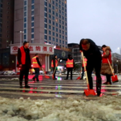 冷水滩：保畅通保安全保供应 全力以赴清雪除障 