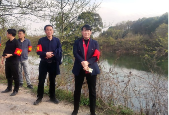 东安：谢梅芳开展2022年第一季度巡河工作