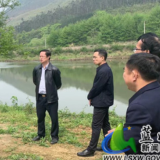 蓝山：黄加葵推动解决河道“四乱”突出问题