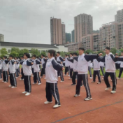 永州四中高一年级开展艺术体操比赛活动