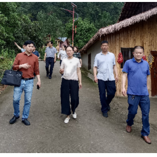 永州市人大民侨外委到双牌县上梧江瑶族乡调研民族乡经济社会发展情况