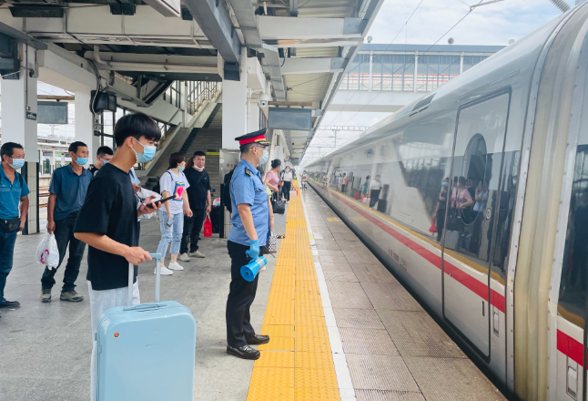 “端午”小长假永州火车站增开5趟始发临客