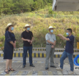 蓝山：邓群率队到高速路口督查疫情防控工作