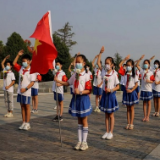 翠竹园小学举行纪念“9.30烈士纪念日”祭扫烈士墓活动