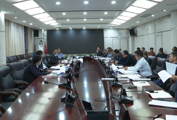 陈小平：加强祁水河水环境综合治理 扛牢“守护好一江碧水”政治责任