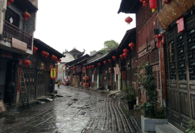 文化永州丨屈甘霖：浮出时光的土木（组诗）