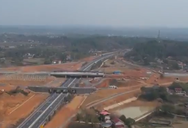 永零高速：开足马力抢进度 项目建设“加速跑”